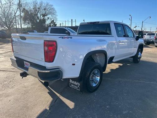 2023 Chevrolet Silverado 3500 LT