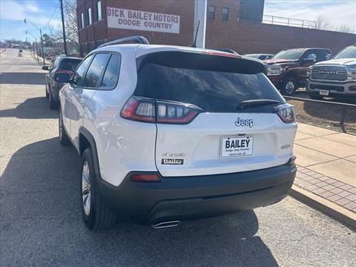 2022 Jeep Cherokee Latitude Lux