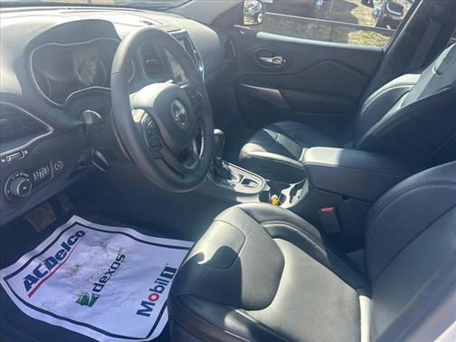 2022 Jeep Cherokee Latitude Lux