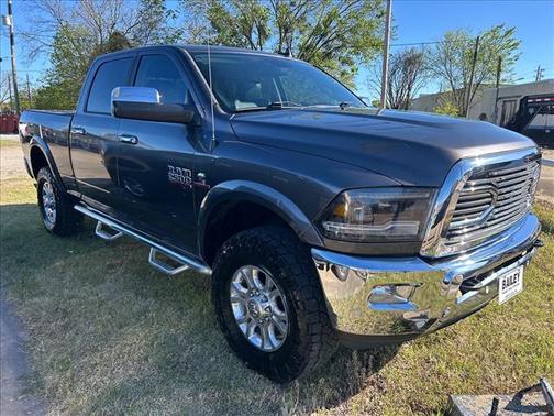 Granite Crystal Metallic Clear Coat 2017 RAM 2500 Laramie