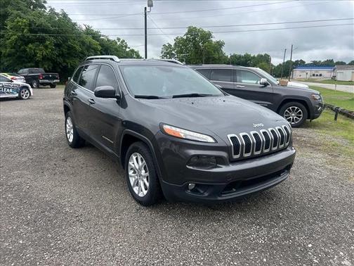 Granite Crystal Metallic Clear Coat 2015 Jeep Cherokee Latitude