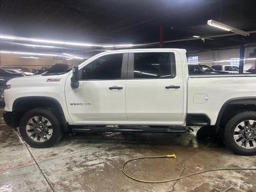 2025 Chevrolet Silverado 2500 Custom