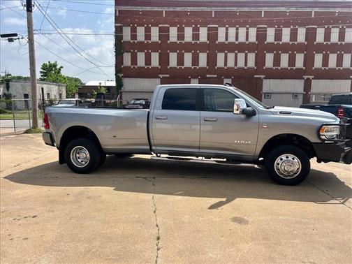 Billet Silver Metallic Clear Coat 2024 RAM 3500 Laramie