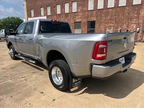 Billet Silver Metallic Clear Coat 2024 RAM 3500 Laramie