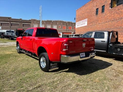 Flame Red Clear Coat 2022 RAM 3500 Laramie