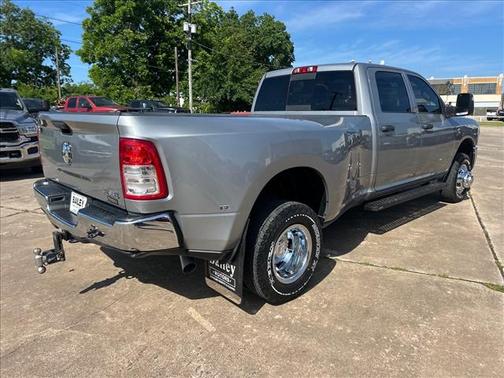 Billet Silver Metallic Clear Coat 2024 RAM 3500 Tradesman