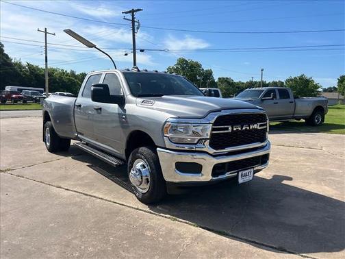 Billet Silver Metallic Clear Coat 2024 RAM 3500 Tradesman