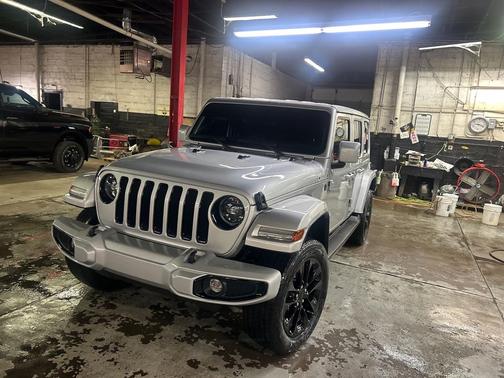 2023 Jeep Wrangler 4-Door High Altitude 4x4