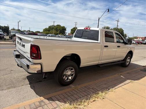 Bright White Clear Coat 2027 RAM 2500 Tradesman