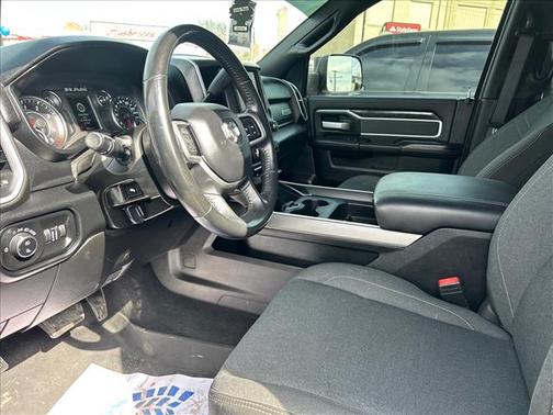 2020 RAM 3500 Big Horn Crew Cab 4x4 8' Box