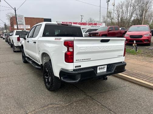 2024 Chevrolet Silverado 1500 Custom Trail Boss