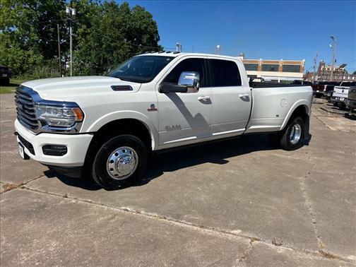 Pearl White 2024 RAM 3500 Longhorn