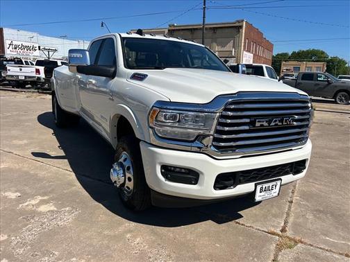 Pearl White 2024 RAM 3500 Longhorn