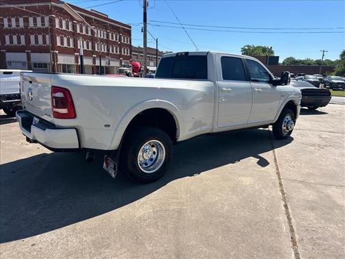 Pearl White 2024 RAM 3500 Longhorn