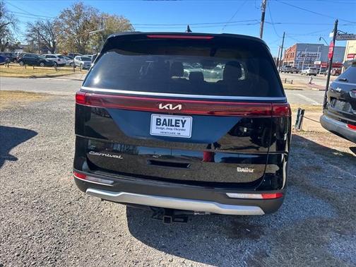 2022 Kia Carnival LX