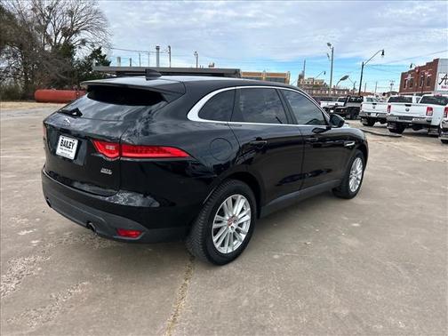 2019 Jaguar F-PACE 30t Prestige