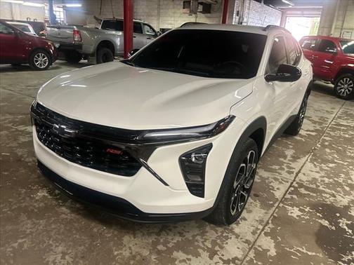 2025 Chevrolet Trax RS