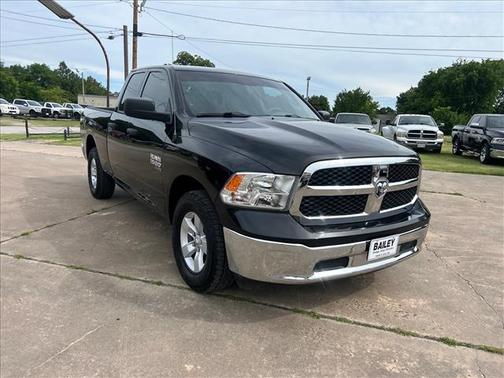 Black Clear Coat 2019 RAM 1500 Tradesman