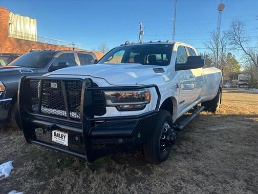 2021 RAM 3500 Laramie