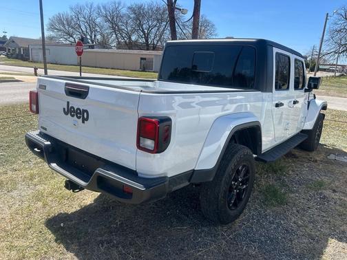2023 Jeep Gladiator Sport S