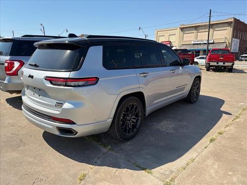 Silver Zynith Clear Coat 2025 Jeep Grand Cherokee L Summit Reserve