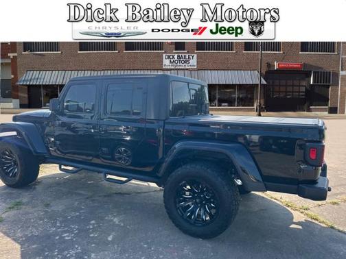 2023 Jeep Gladiator Sport S