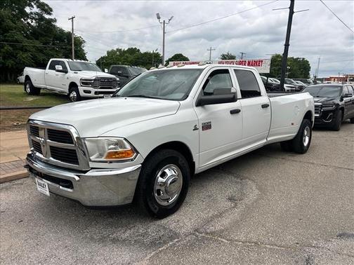 Bright White Clear Coat 2012 RAM 3500 ST