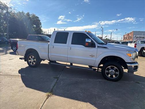 Oxford White 2011 Ford F-250 Lariat