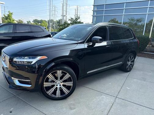 2024 Volvo XC90 Recharge Plug-In Hybrid T8 Ultimate 6-Seater