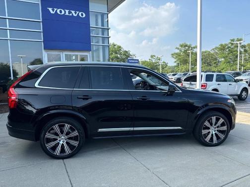 2024 Volvo XC90 Recharge Plug-In Hybrid T8 Ultimate 6-Seater