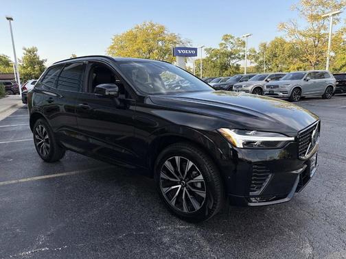 2025 Volvo XC60 B5 Plus
