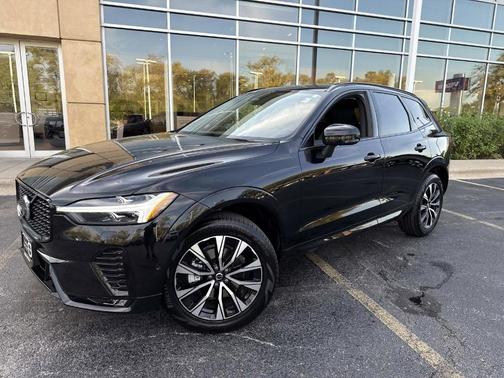 2025 Volvo XC60 B5 Plus