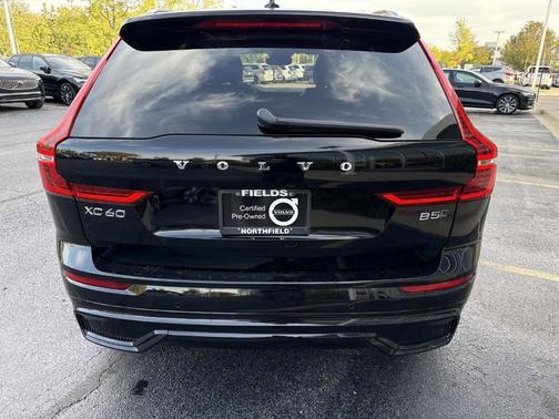 2025 Volvo XC60 B5 Plus