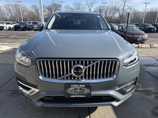 2023 Volvo XC90 B6 Ultimate 7-Seater