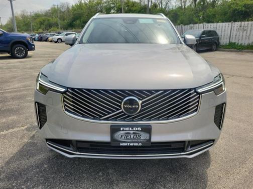 2025 Volvo XC90 Plug-In Hybrid T8 Plus 6-Seater