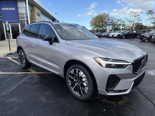 2026 Volvo XC60 B5 Plus