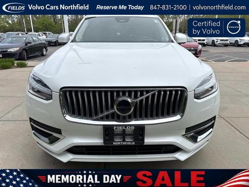 Crystal White 2023 Volvo XC90 B6 Ultimate 7-Seater