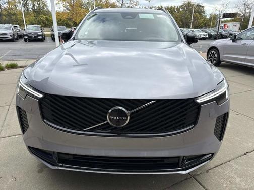2026 Volvo XC90 B6 Ultra Dark Theme 7-Seater