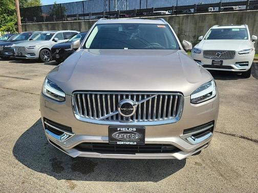 2025 Volvo XC90 Plug-In Hybrid T8 Ultra 7-Seater