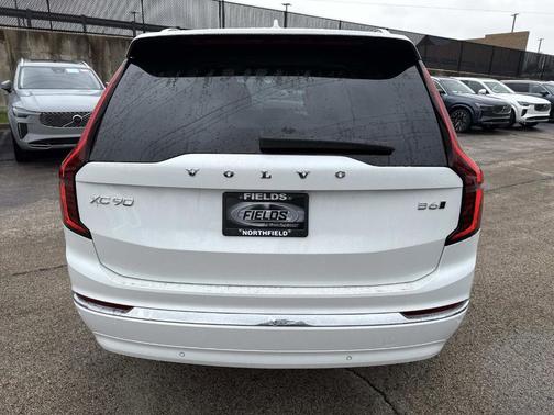 2026 Volvo XC90 B6 Ultra 7-Seater