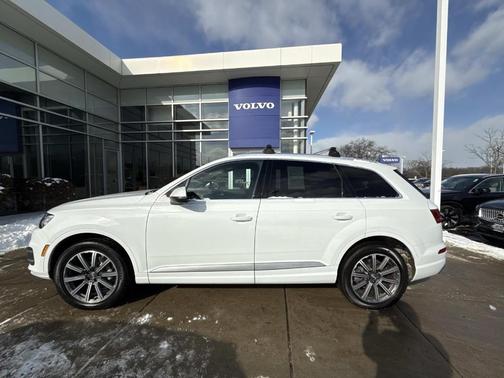 2017 Audi Q7 3.0T Premium Plus