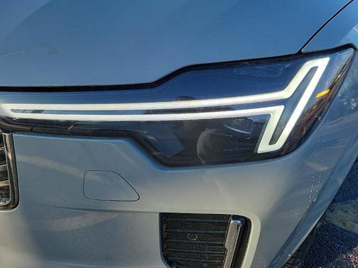 2025 Volvo XC90 Plug-In Hybrid T8 Ultra 7-Seater
