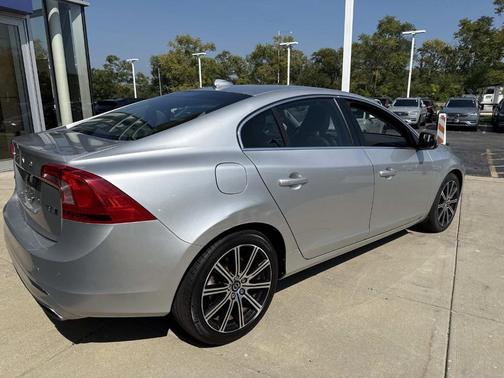 2018 Volvo S60 Inscription T5