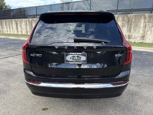 2026 Volvo XC90 B5 Core