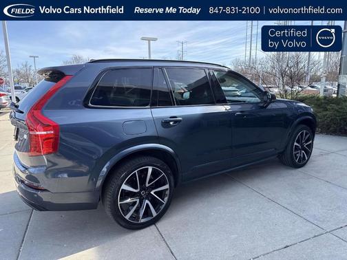2023 Volvo XC90 Recharge Plug-In Hybrid T8 Ultimate Dark Theme 7-Seater