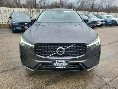 2025 Volvo XC60 B5 Core