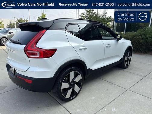 Crystal White Metallic 2023 Volvo XC40 Recharge Pure Electric Twin Ultimate