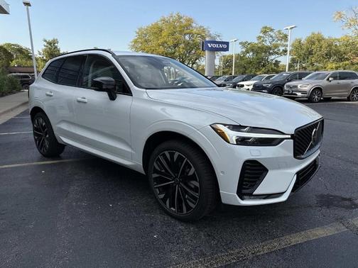 2026 Volvo XC60 B5 Ultra