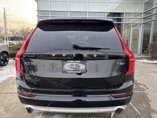 2018 Volvo XC90 T5 Momentum