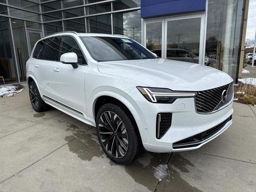 2026 Volvo XC90 B6 Plus 7-Seater